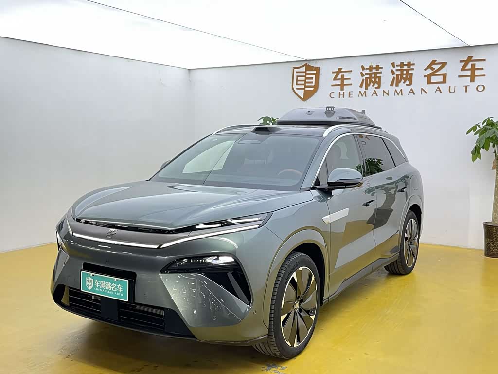 BYD Tang L
