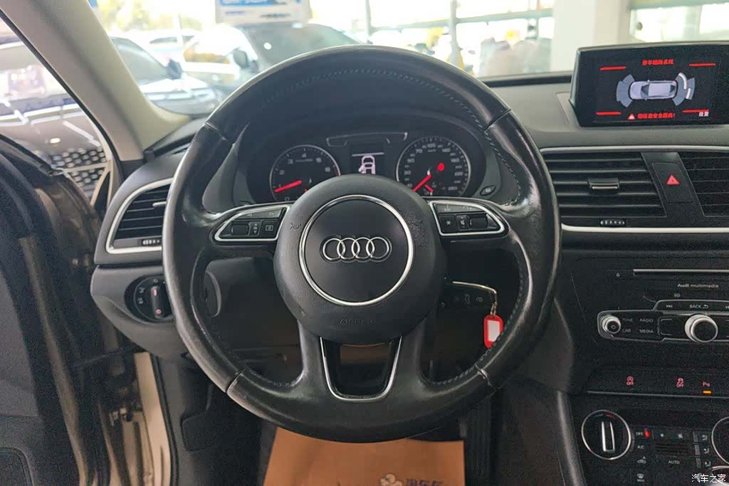 Audi Q3, 2017 15