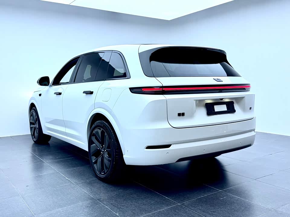 Li Auto Ideal L7