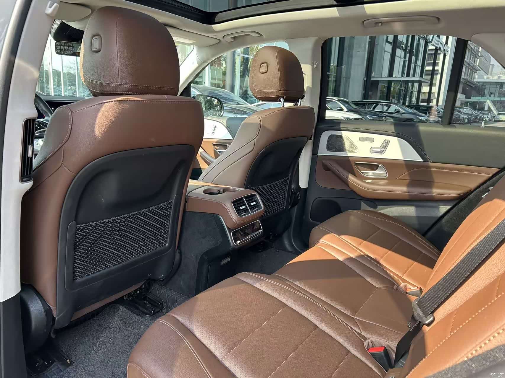 Mercedes-Benz GLE, 2024 11