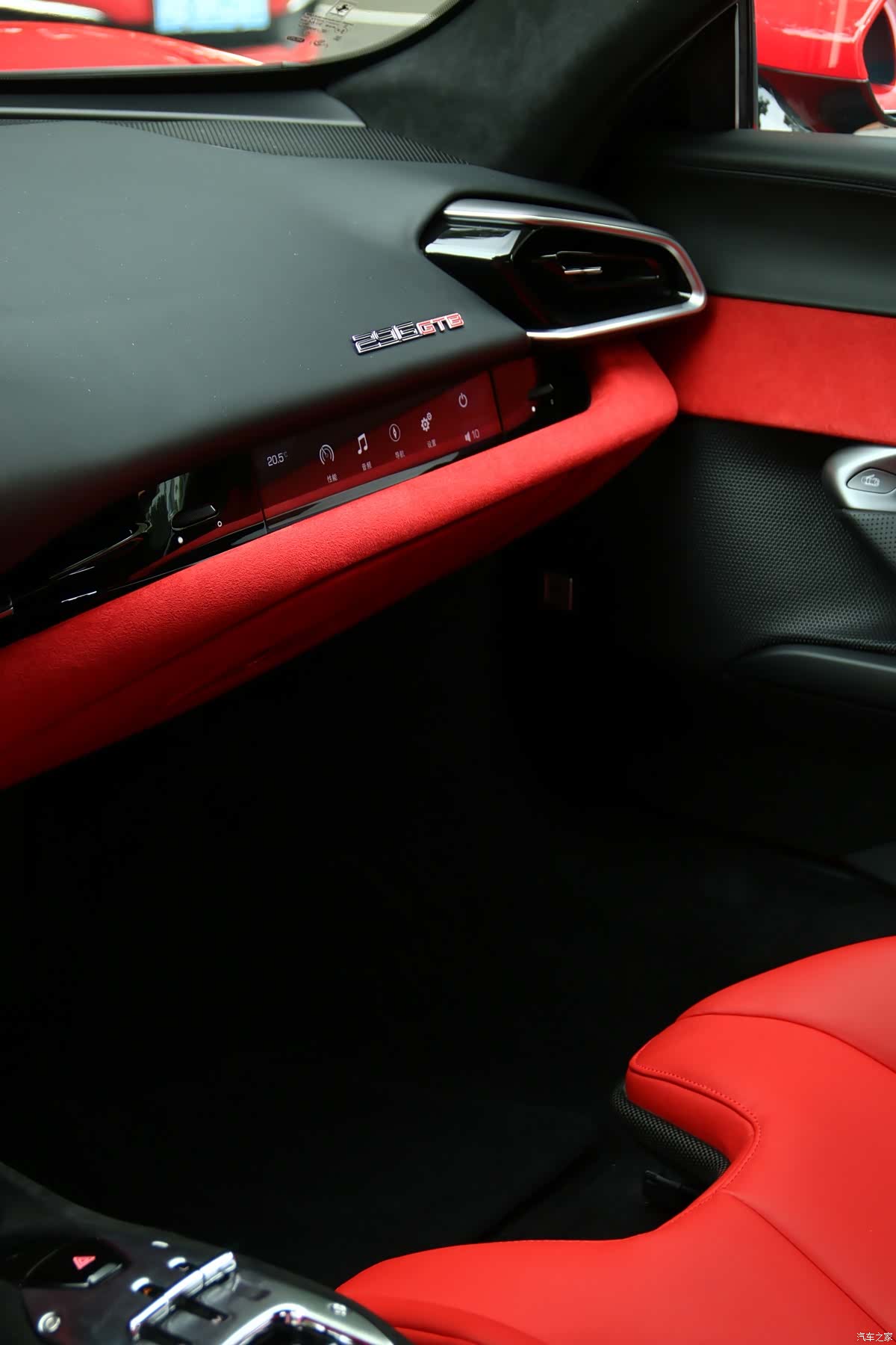 Ferrari 296, 2024 13