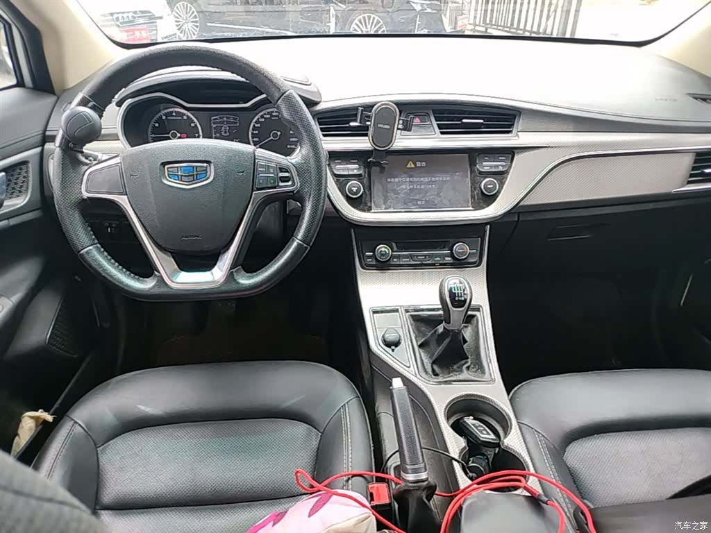 Geely Emgrand, 2016 10