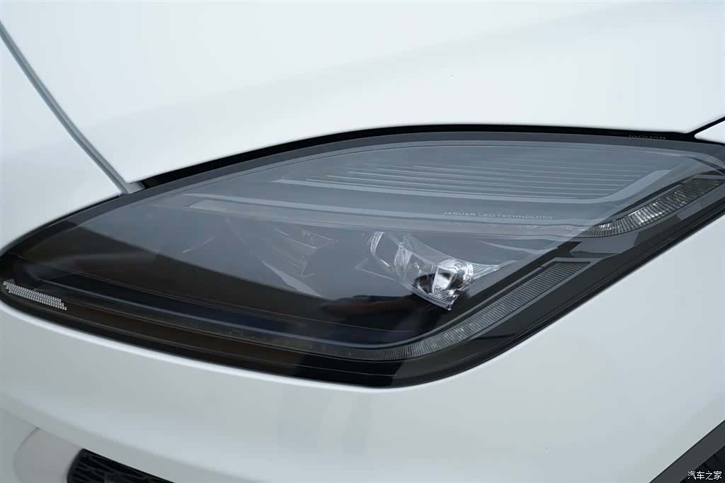 Land Rover E-PACE, 2024 14