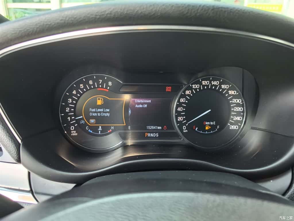 Lincoln MKC, 2017 12