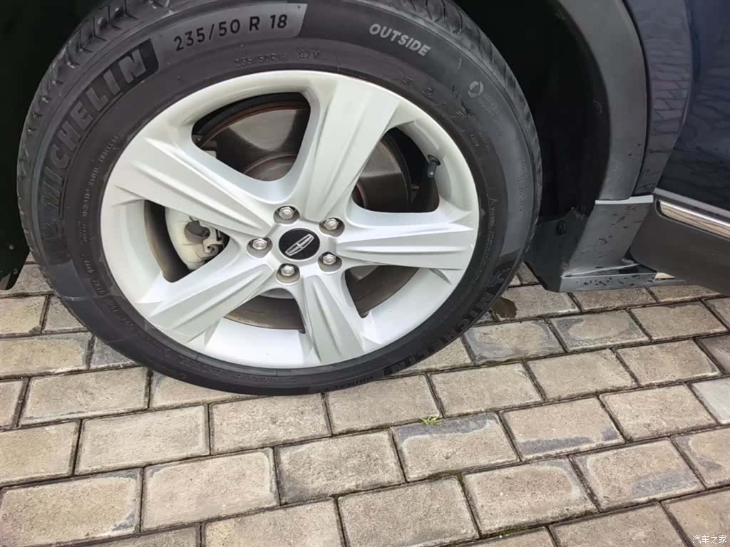 Lincoln MKC, 2017 23