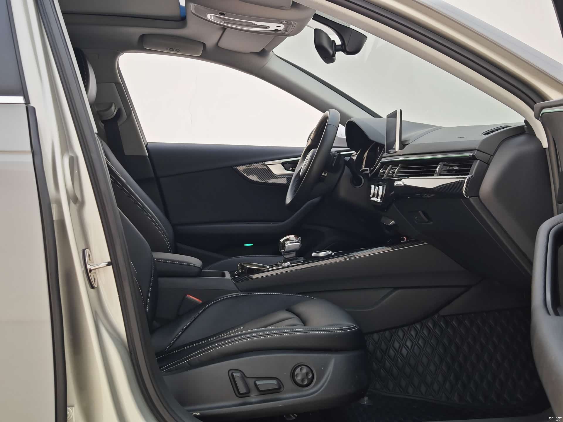 Audi A4L, 2017 10