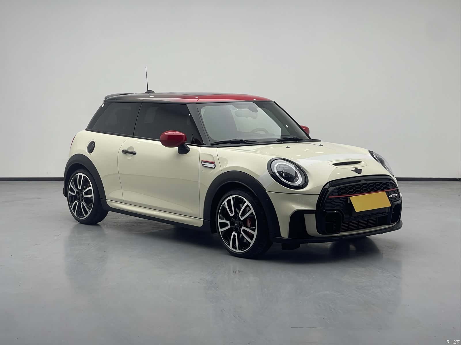 Mini Cooper, 2022 3