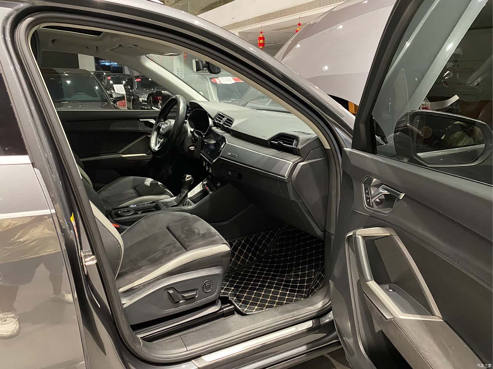 Audi Q3, 2022 9