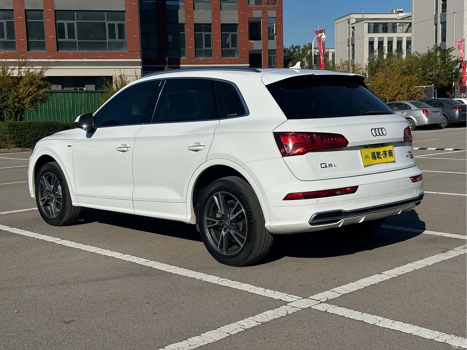 Audi Q5L, 2020 3