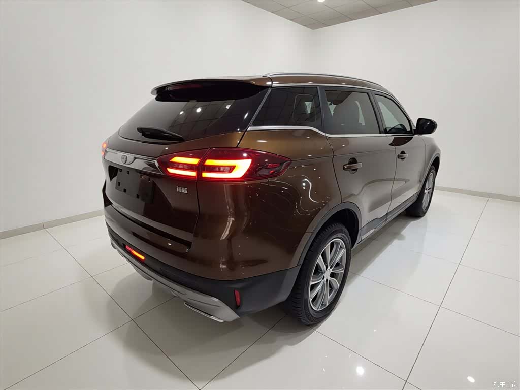 Geely Boyue, 2018 все фото