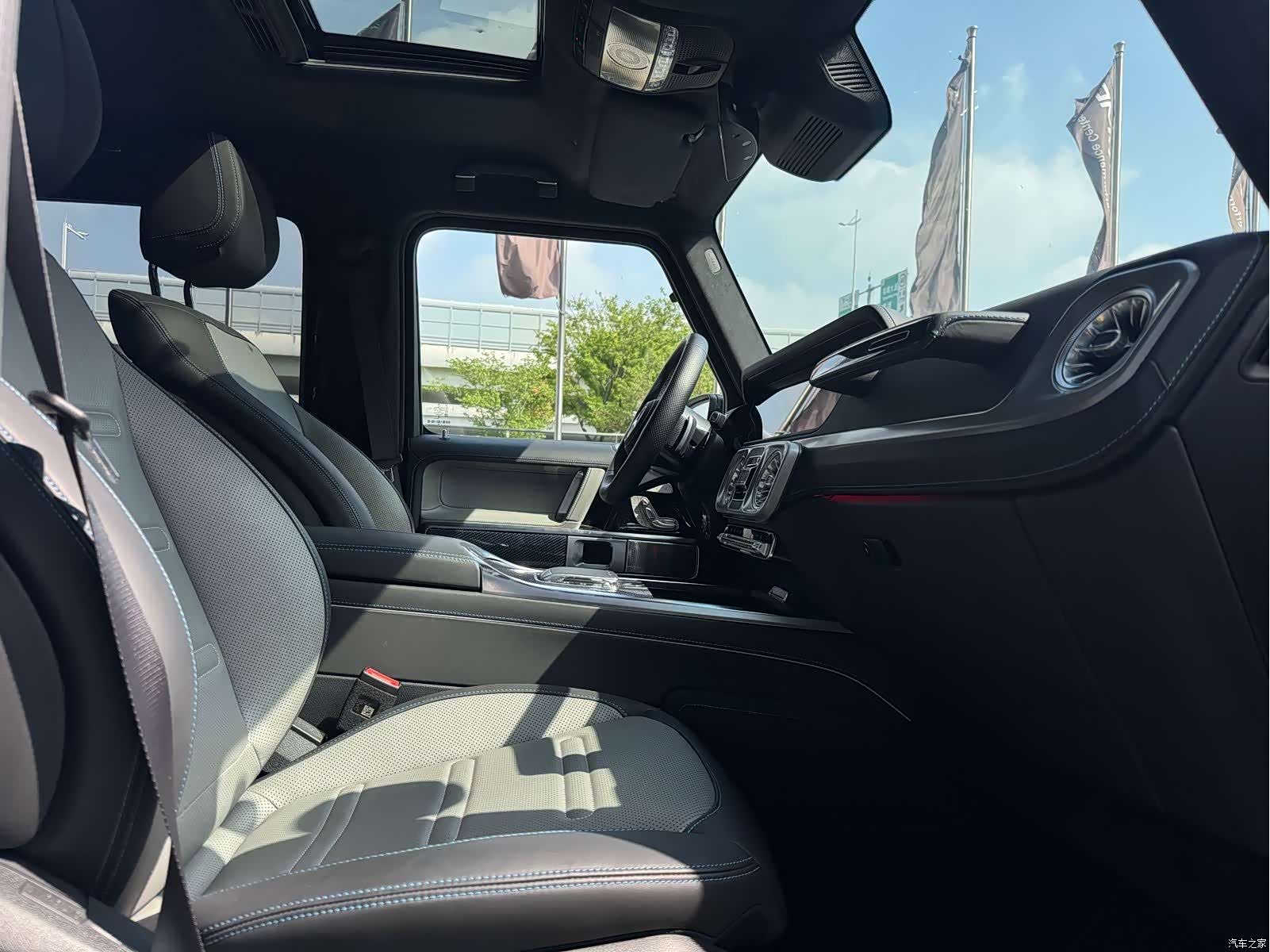 Mercedes-Benz G-Class, 2024 19
