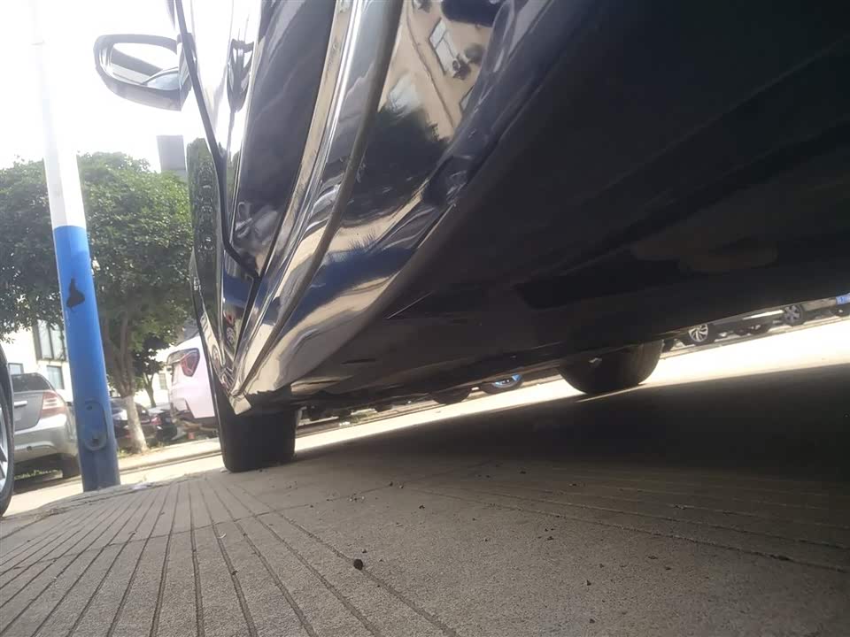 Infiniti Q50L Infiniti Q50L