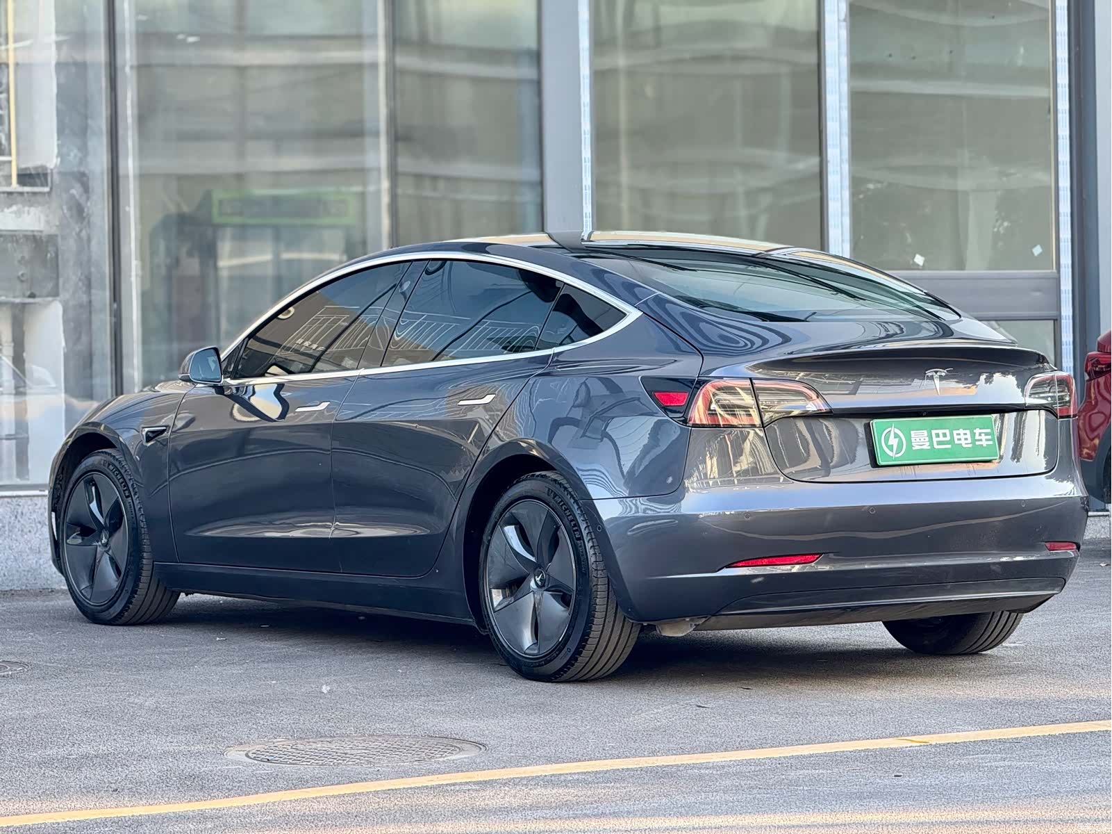 Tesla Model 3, 2019 6