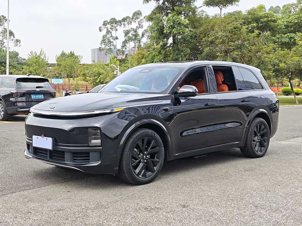 Li Auto L8