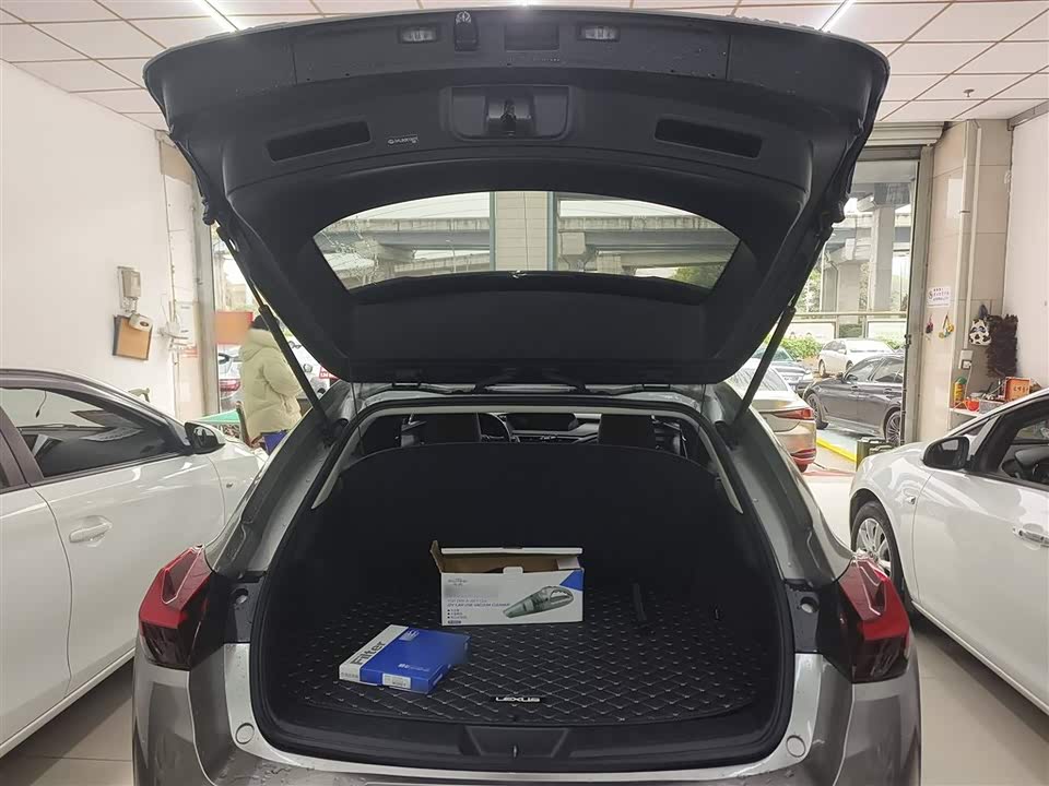 Lexus UX Lexus UX