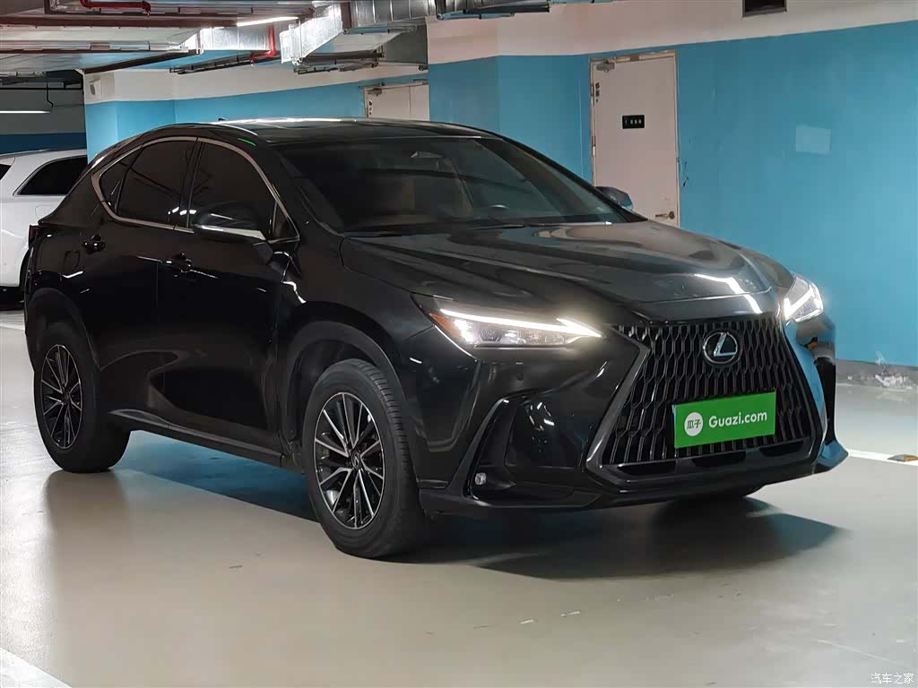 Lexus NX, 2023 27