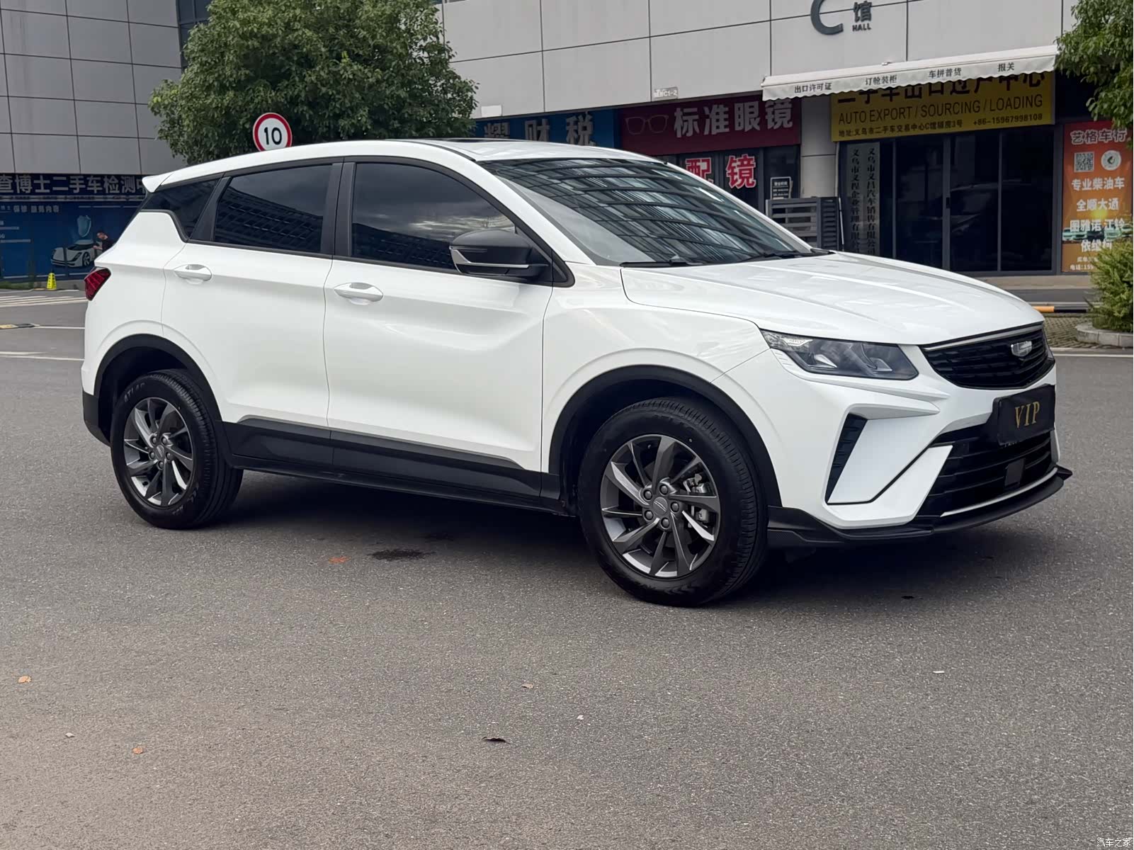 Geely Coolray, 2025 3