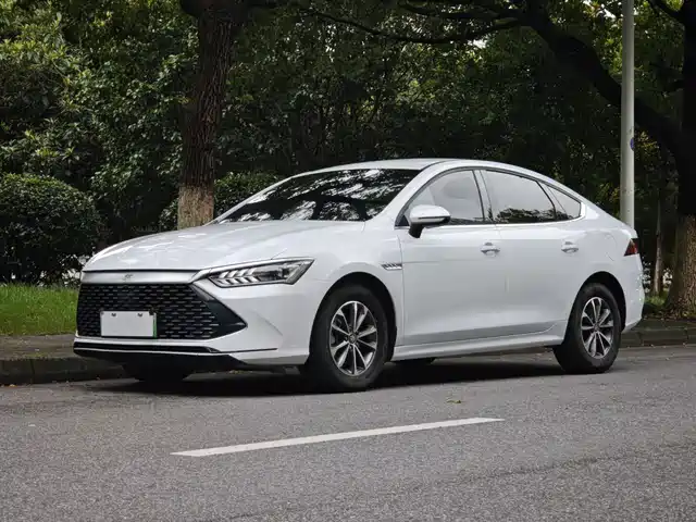 BYD Qin PLUS 2024 — купить из Китая под заказ