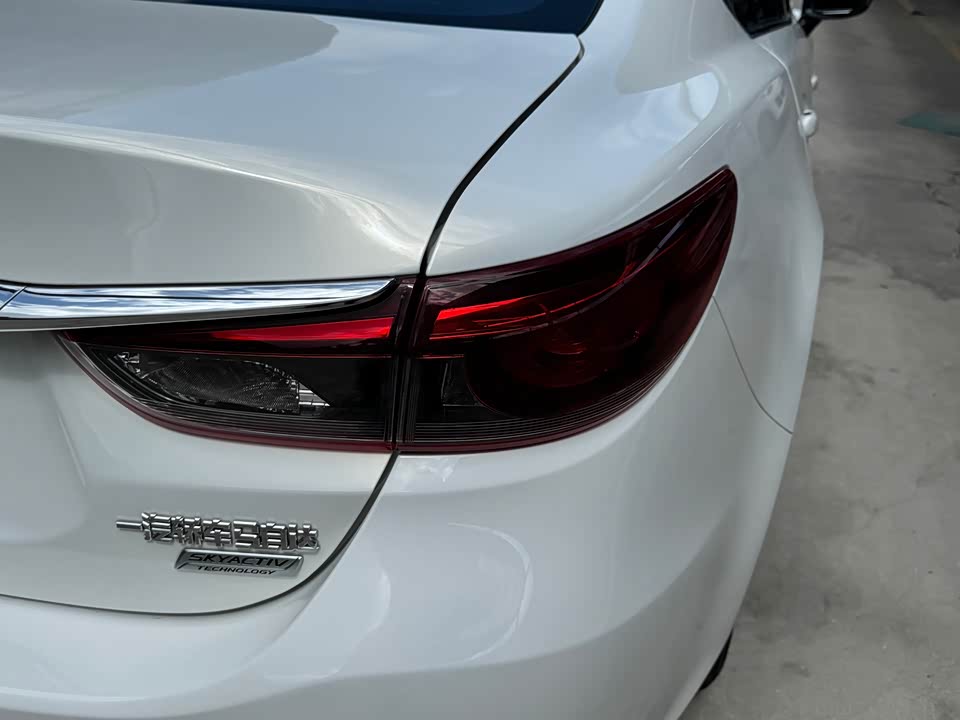 Mazda Atez