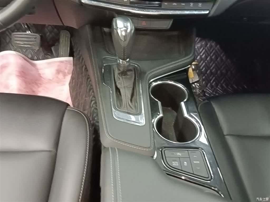 Cadillac CT4, 2022 10