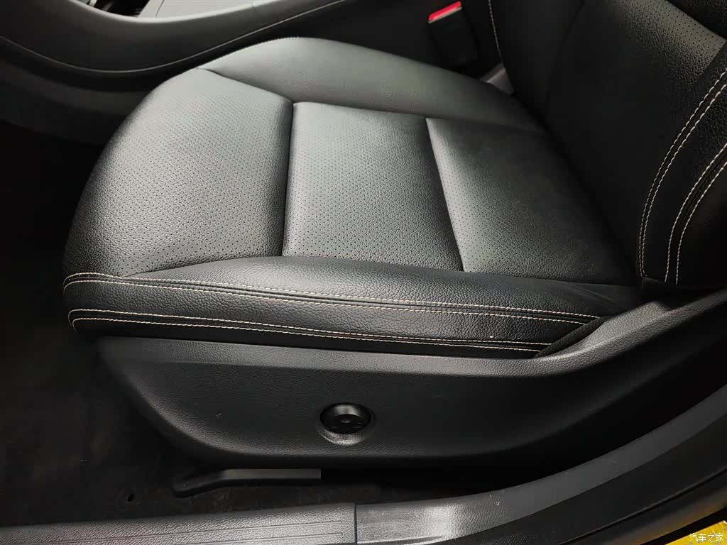 Mercedes-Benz GLA, 2015 20