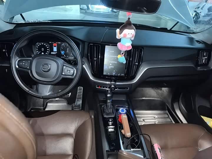 Volvo XC60, 2019 года фото 6
