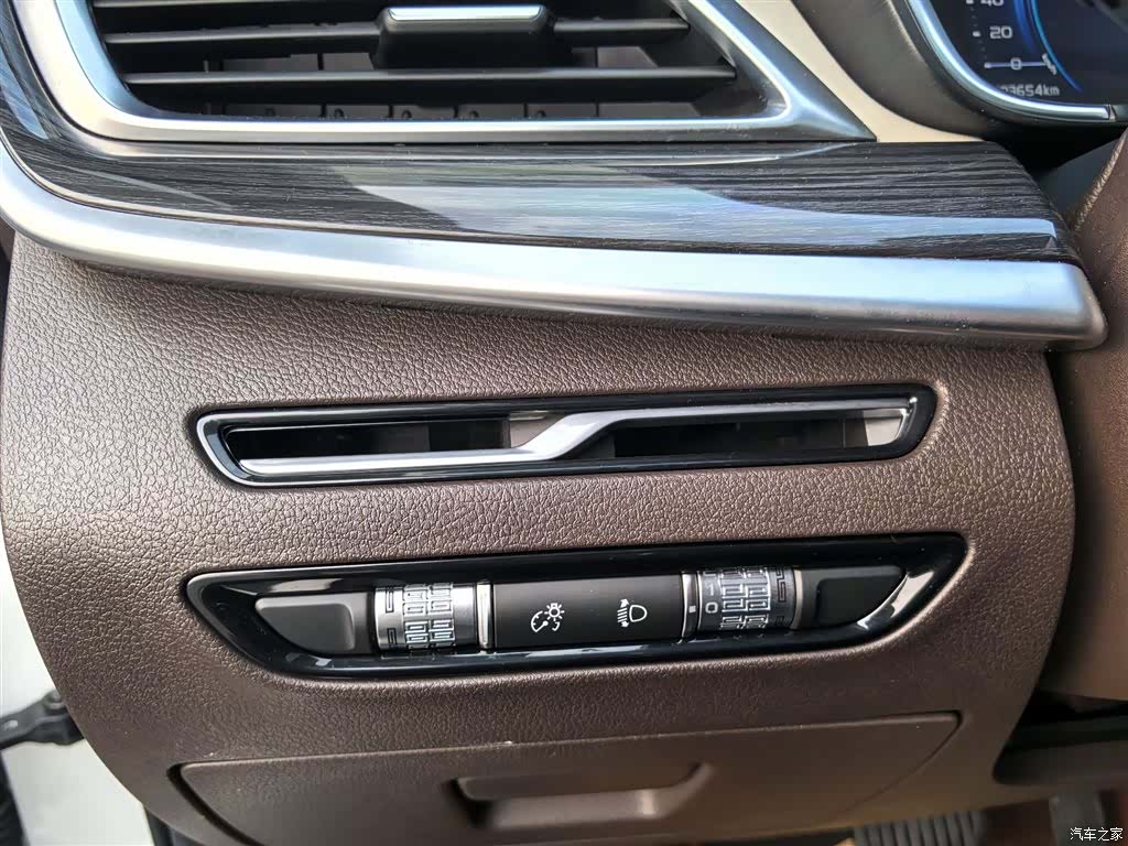 Geely Jiaji, 2021 17