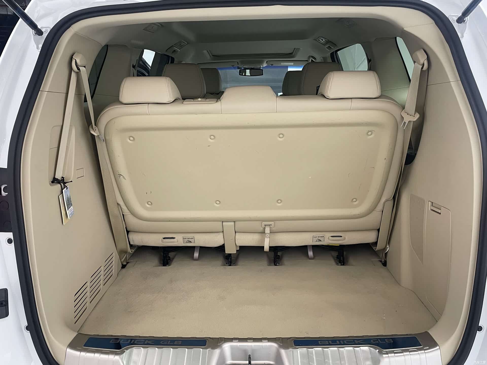 Buick GL8, 2023 13