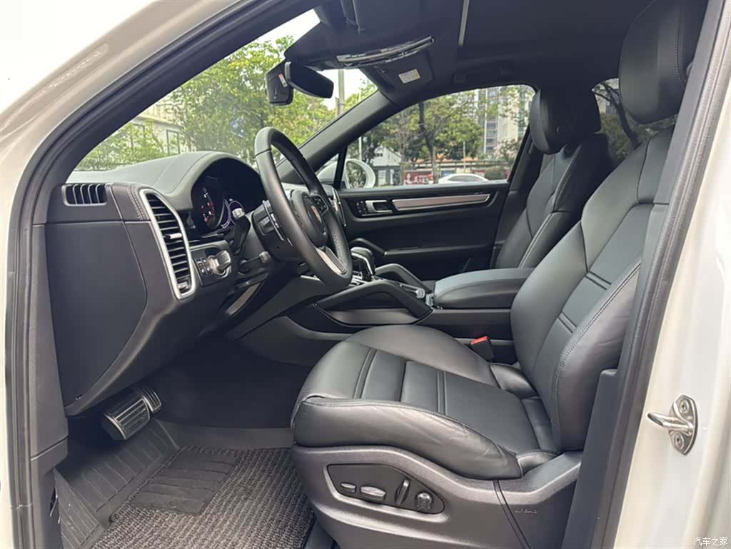 Porsche Cayenne, 2023 14