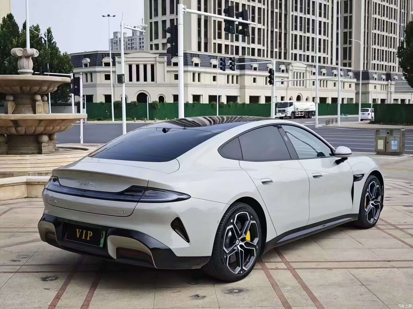 Xiaomi SU7, 2025 6