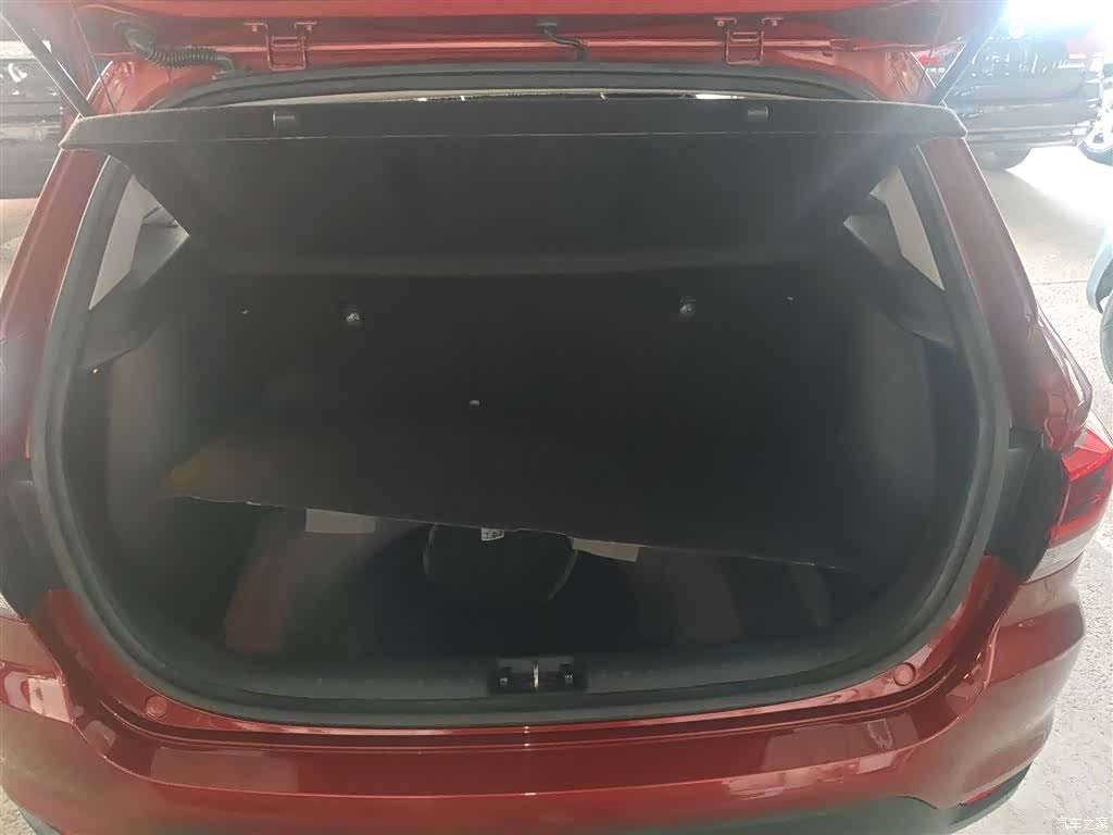 Kia KX, 2018 15
