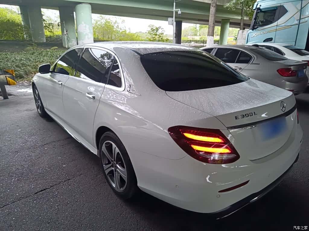 Mercedes-Benz E-Class, 2019 23