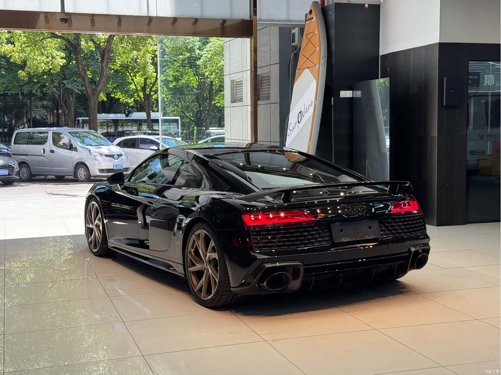 Audi R8, 2023 6