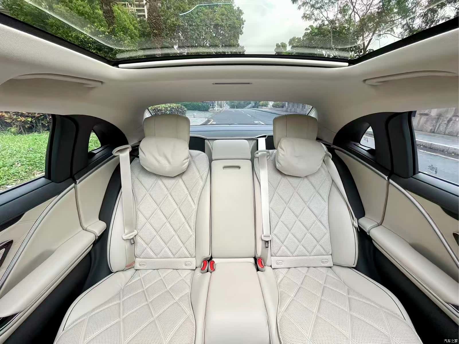 Maybach S-Class, 2025 11