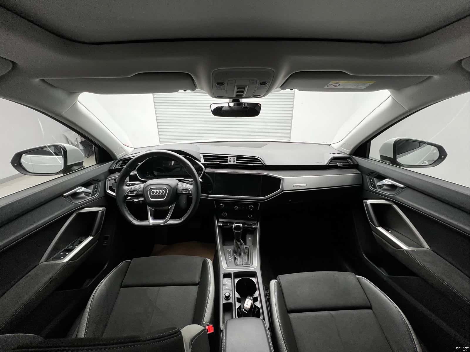 Audi Q3, 2022 8