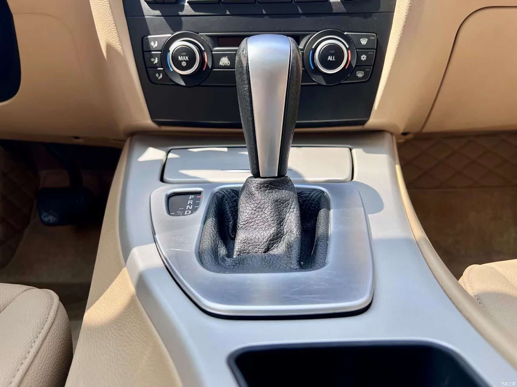 BMW 3 Series, 2010 14