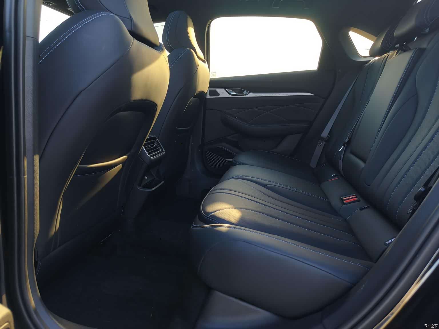 Geely Preface, 2026 все фото
