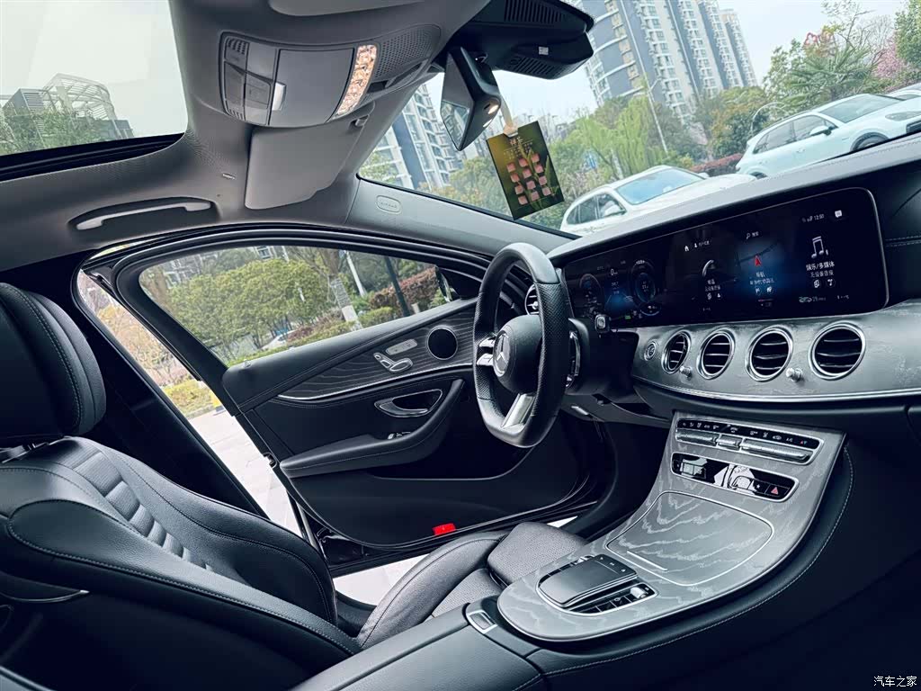 Mercedes-Benz E-Class, 2022 14