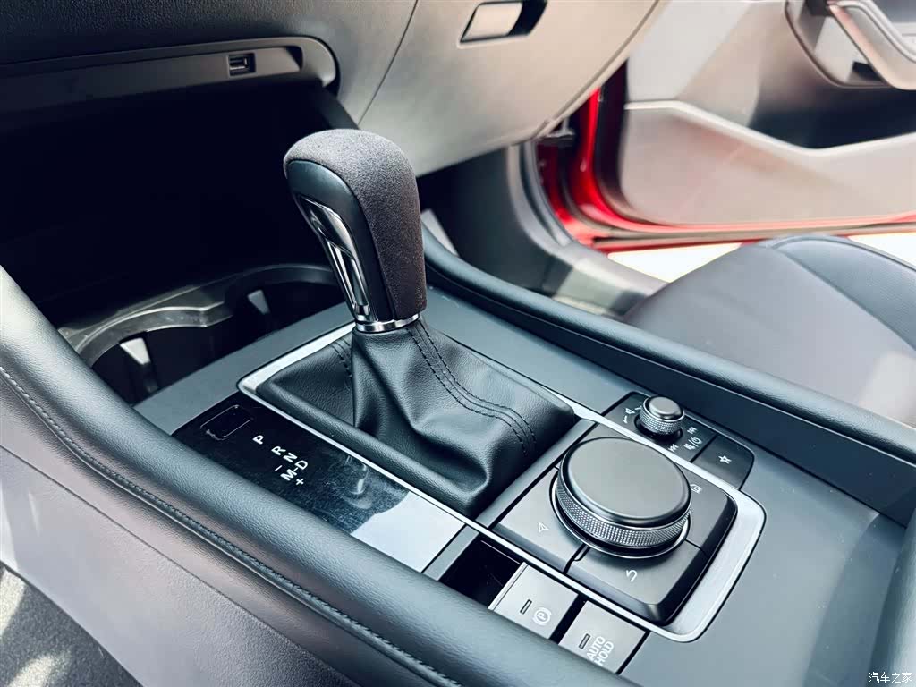Mazda Mazda3, 2021 9