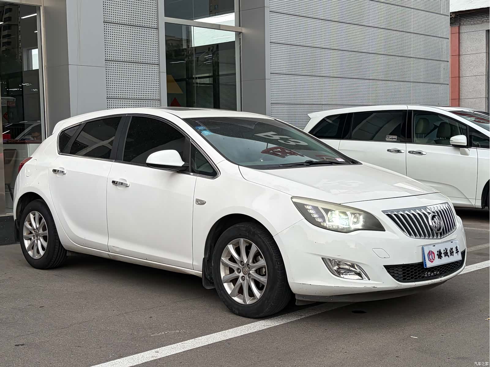Buick XT, 2013 3