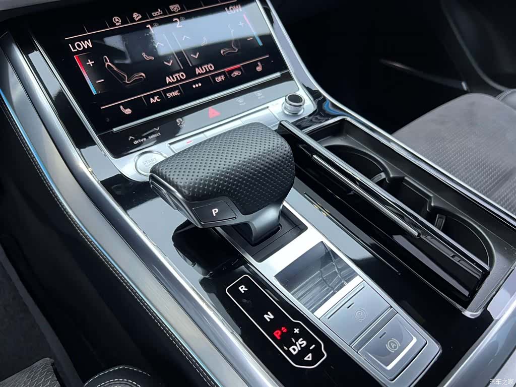 Audi Q8, 2020 22
