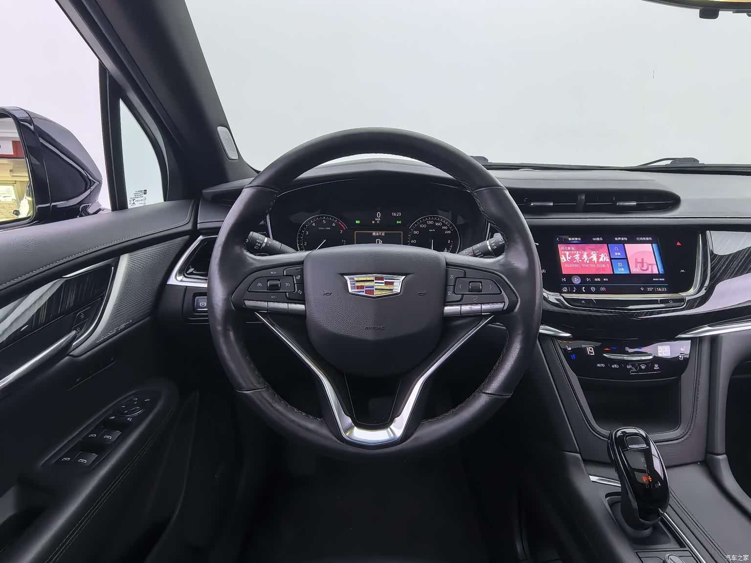 Cadillac XT6, 2021 15