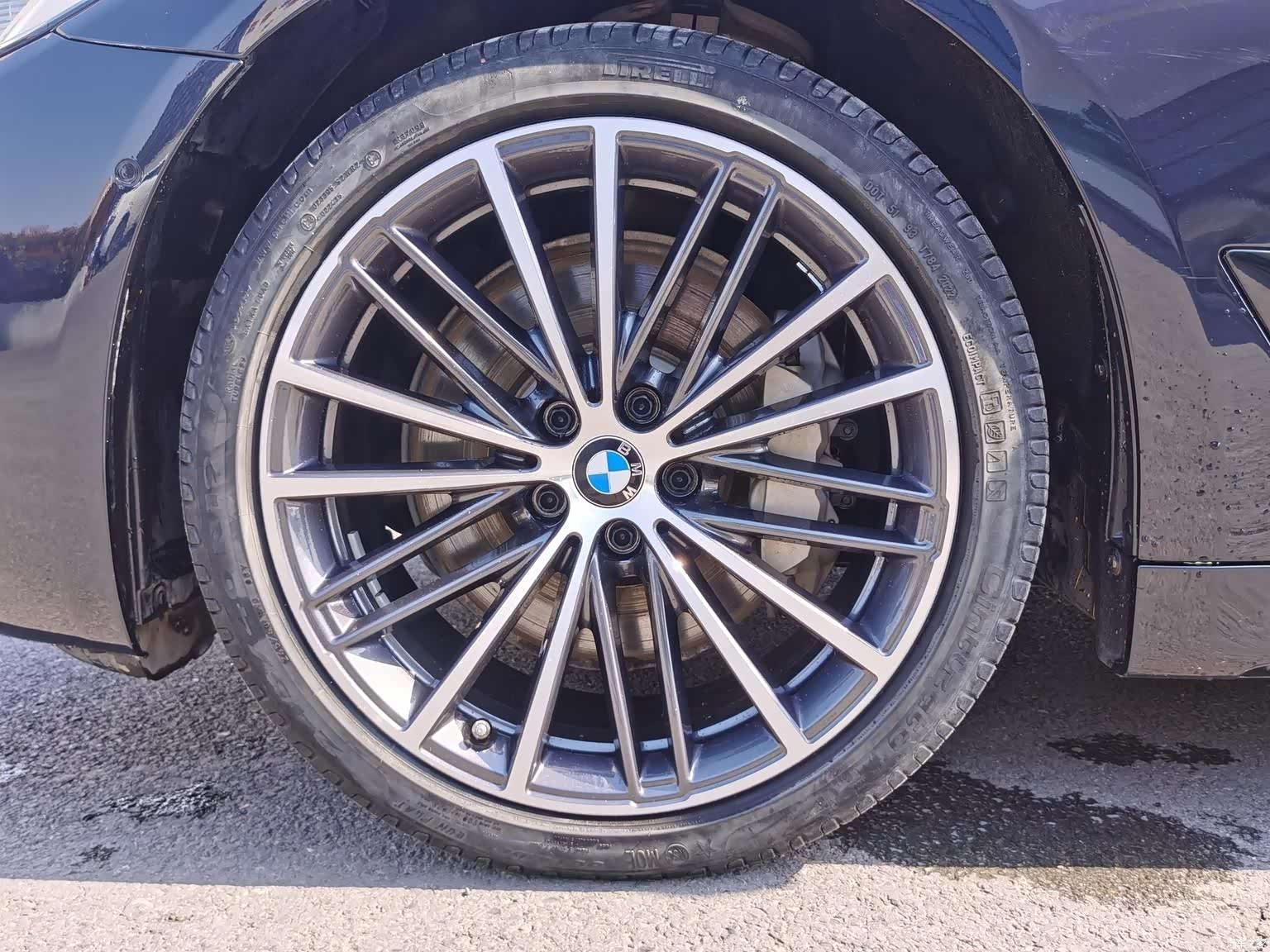 BMW 5 Series, 2022 9