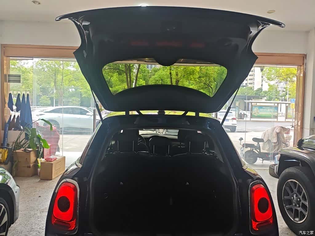 Mini Cooper, 2017 19