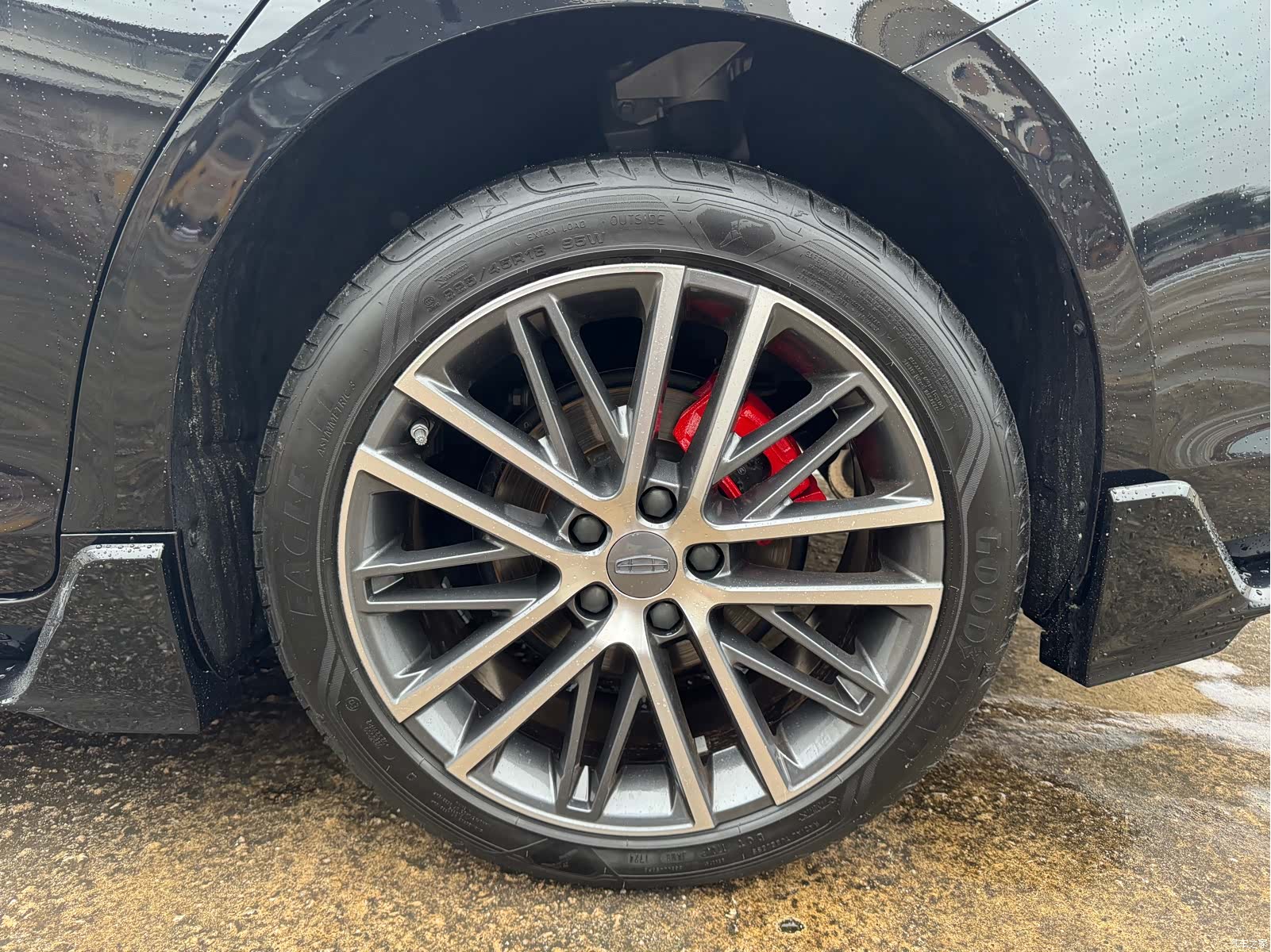 Geely Preface, 2024 36