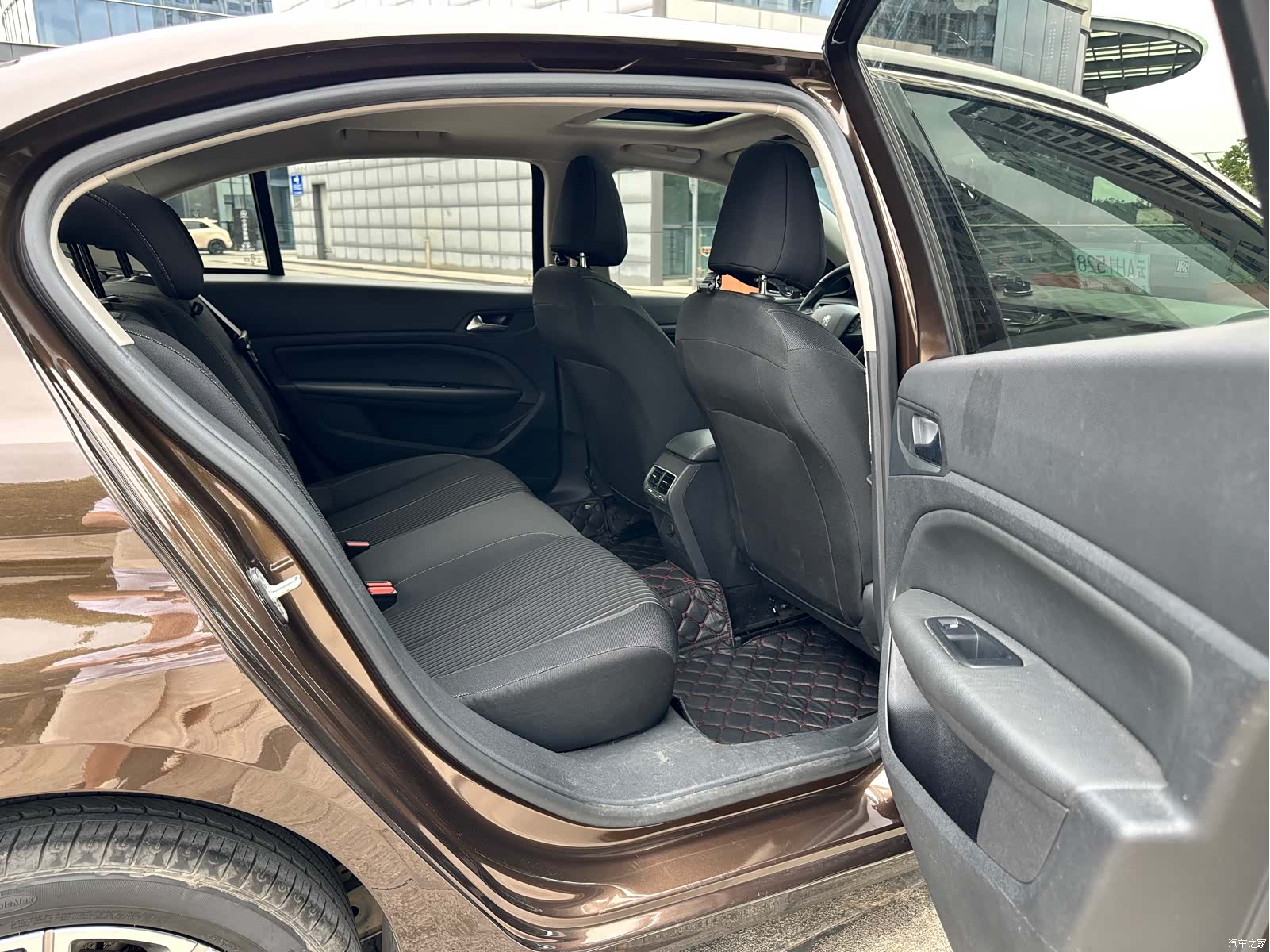 Peugeot 408, 2018 17