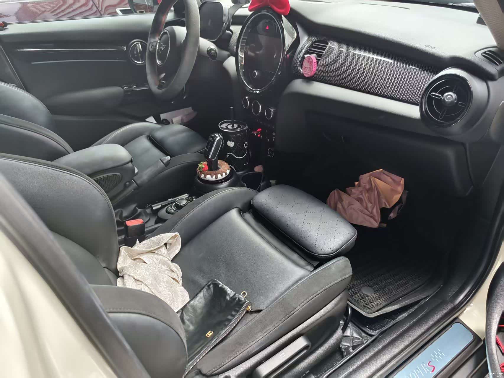 Mini Cooper, 2023 4