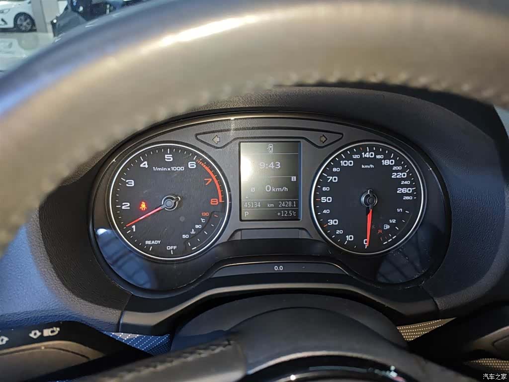 Audi Q2L, 2021 12