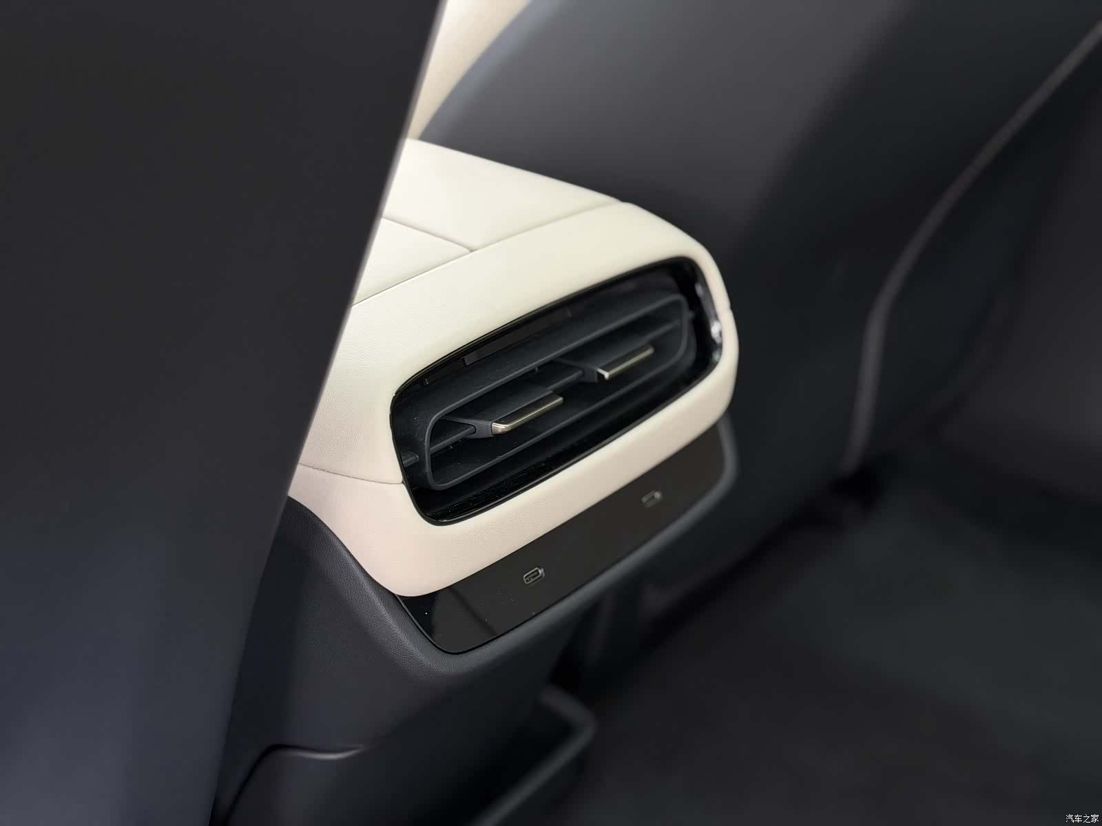 Xiaomi SU7, 2025 15