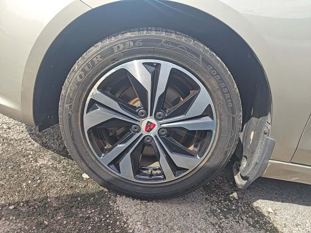 Roewe 360, 2017 23